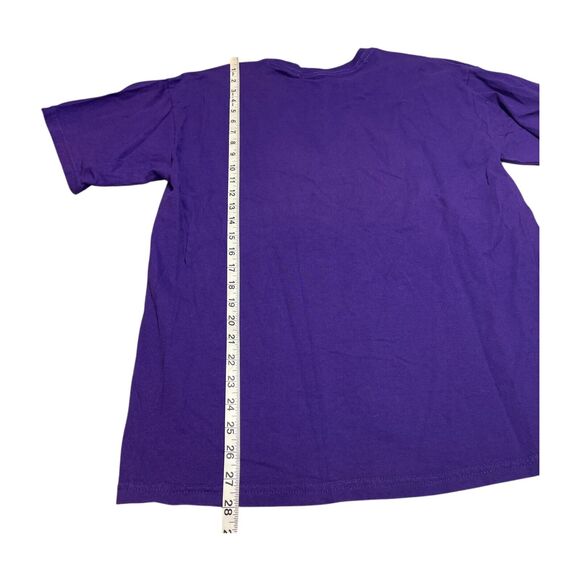 VTG TOPS CASTLE FAIRE Gildan T-Shirt Men's Large Purple Crew Neck Short Sleeve - Picture 6 of 7